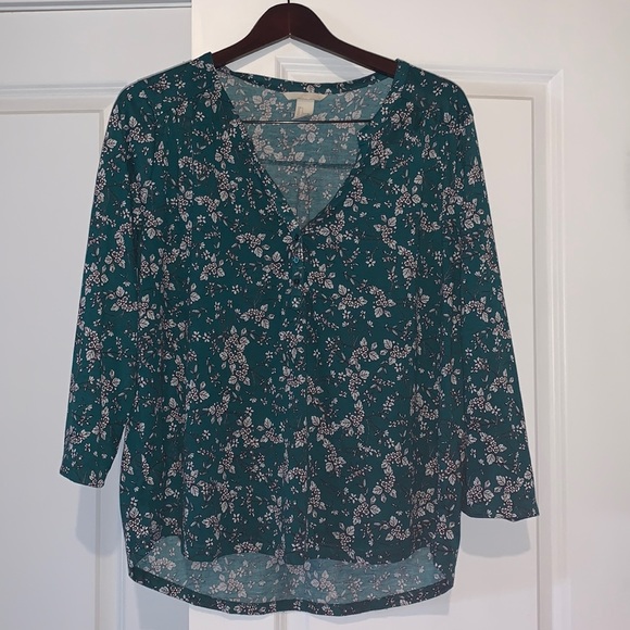 *3 for $15* H&M Top - Picture 1 of 4